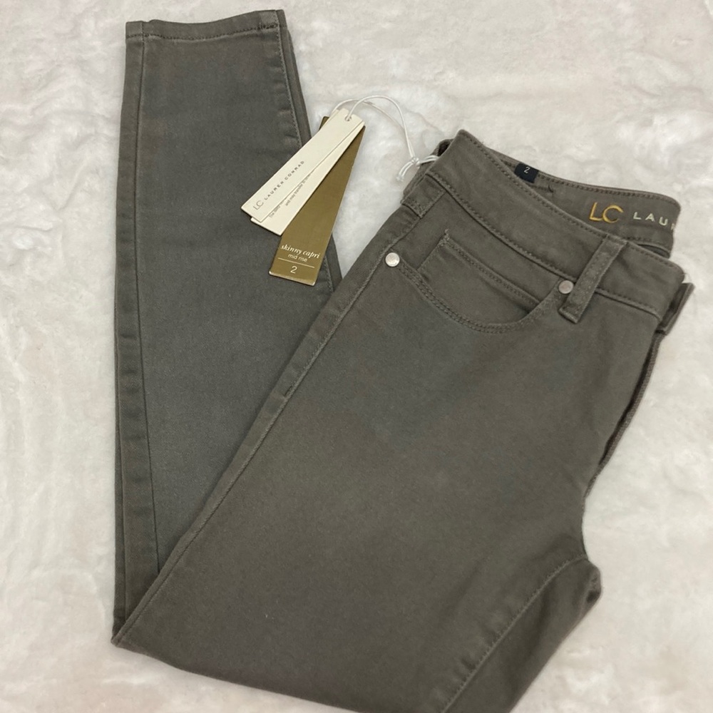 NWT Lauren Conrad Mid Rise Skinny Capri Size 2